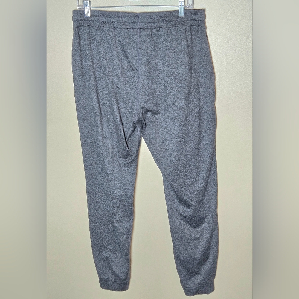 Vuori Elevated Basic Loungewear Performance Jogge… - image 4